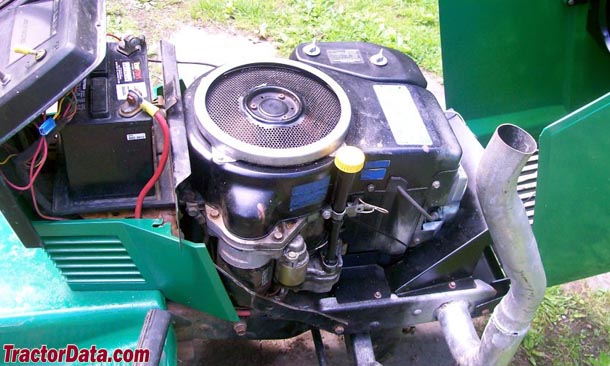 John Deere 180 engine photo