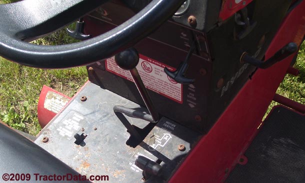Wheel Horse 520 hydrostatic transmission photo