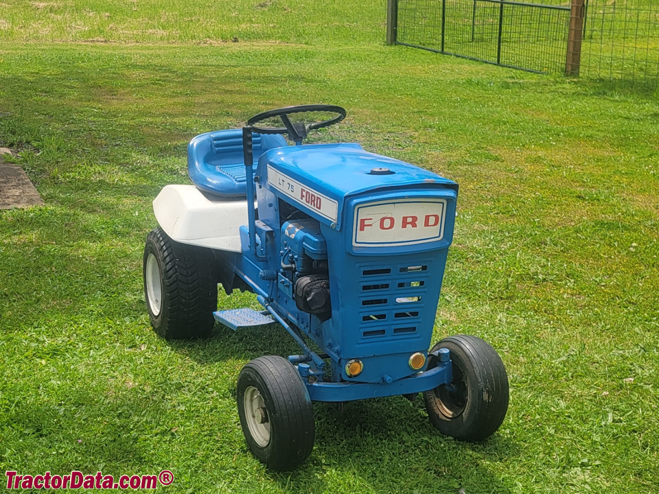 Ford lt 75 lawn tractor #7