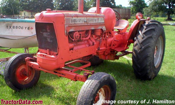 Allis Chalmers D19 engine photo