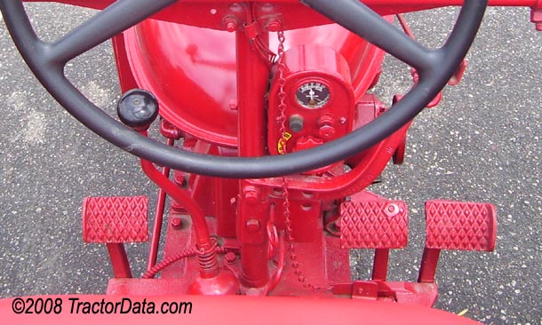 Farmall Super H  transmission photo