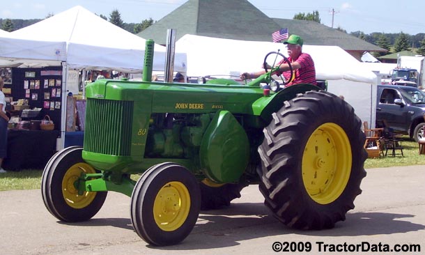 John Deere 80 tractor photo