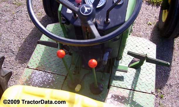 John Deere 2840 High-Low transmission photo