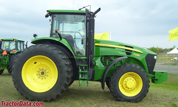 John Deere 7730 tractor photo