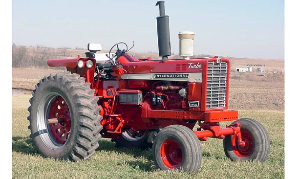 Farmall 1256 tractor photo
