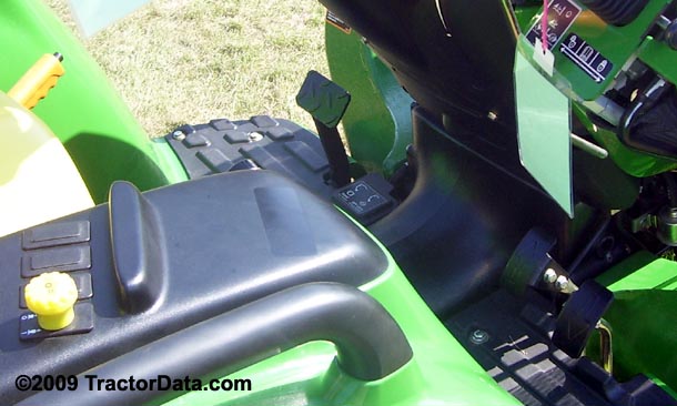 John Deere 3038E transmission photo