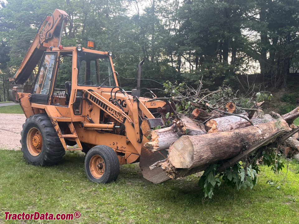 Case 680G backhoe loader tractor.