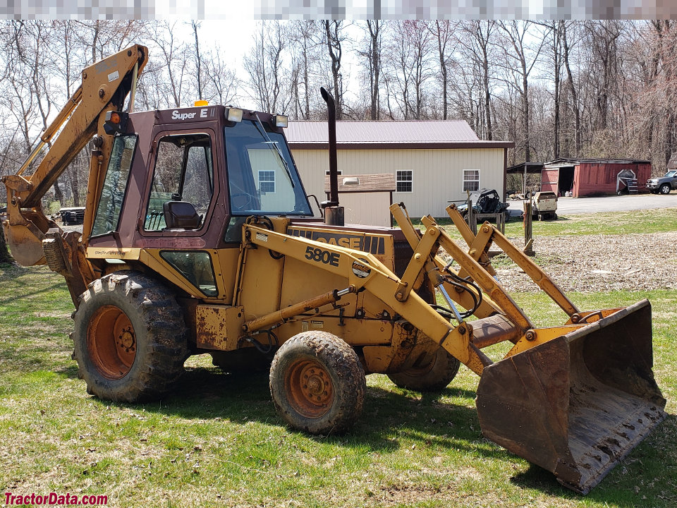 Case 580E backhoe, right side.