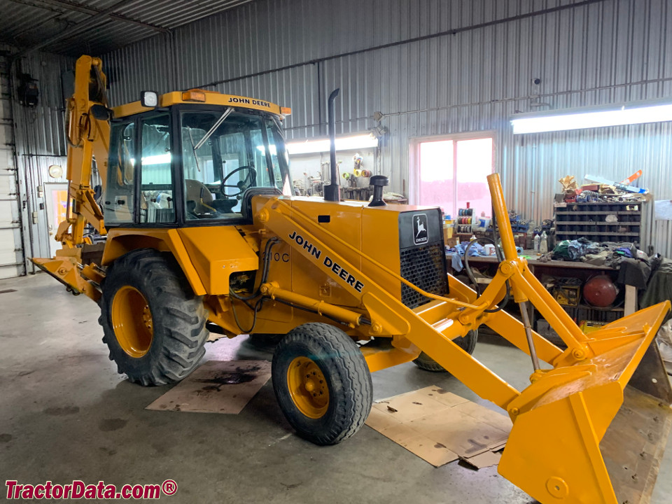 John Deere 210C