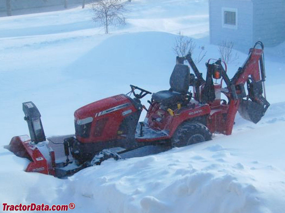 Massey Ferguson GC2410