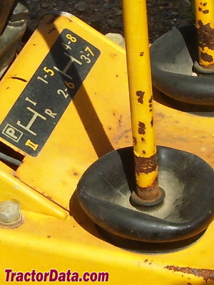 John Deere 302 transmission controls