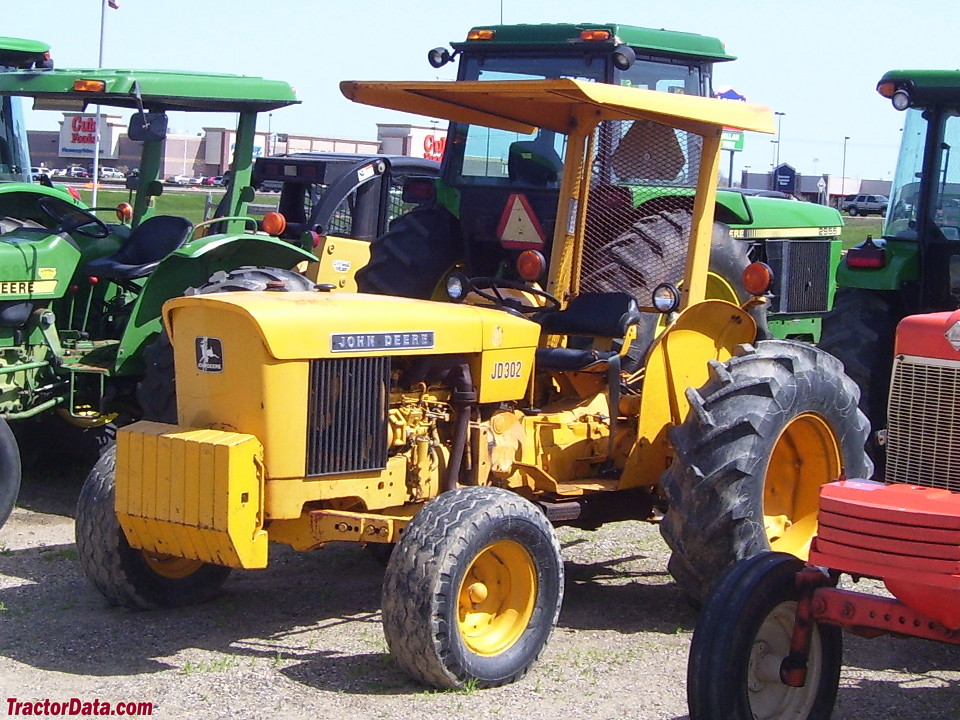 John Deere 302