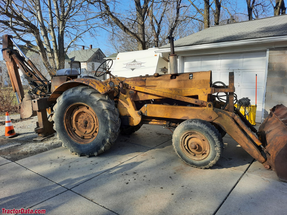 Massey Ferguson 303