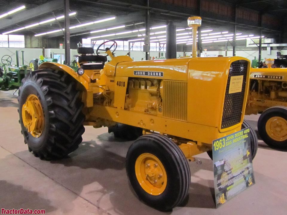 John Deere 4010 Wheel industrial tractor with gasoline engine.