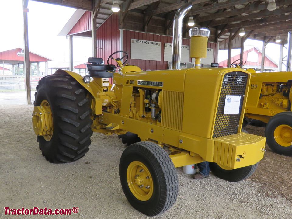 John Deere 600 industrial tractor.