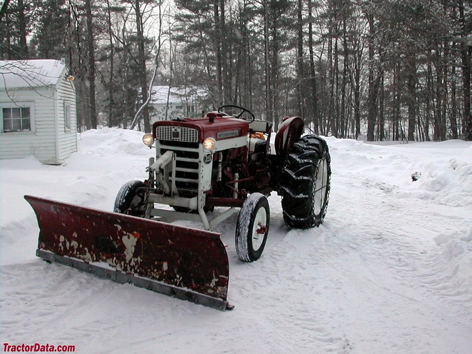 International Harvester 340