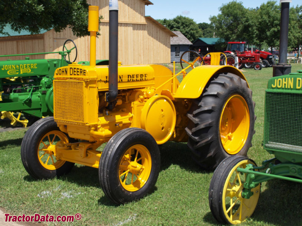 John Deere DI industrial tractor.