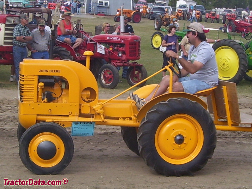 John Deere LI industrial tractor.