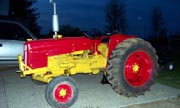 International Harvester 2444 industrial tractor photo