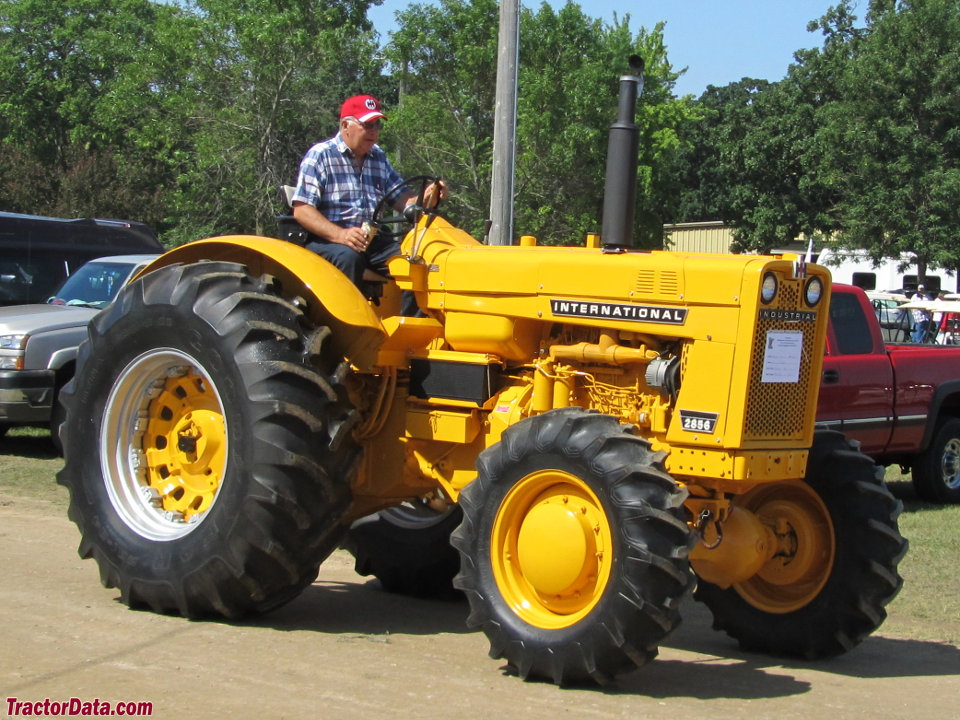 International Harvester 2856