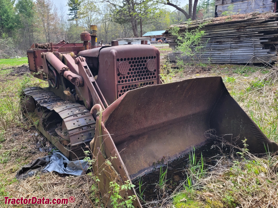 Allis-Chalmers HD-6G crawler loader.