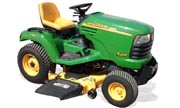 John Deere X465 lawn tractor photo