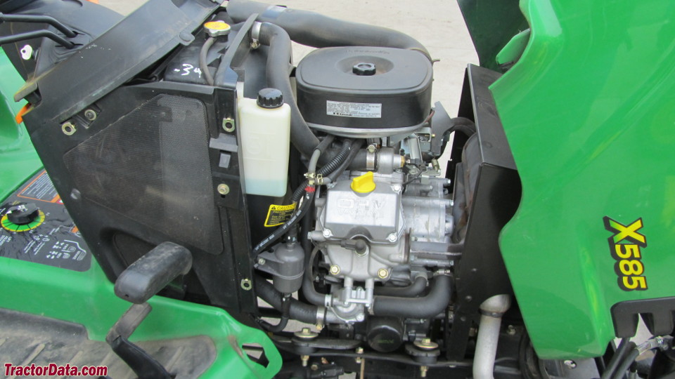 John Deere X585 engine image