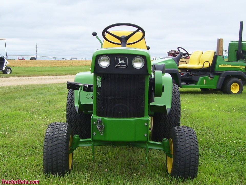 John Deere 140 tractor photos information
