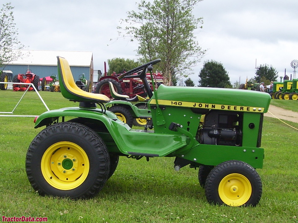 John deere 140 on sale garden tractor for sale