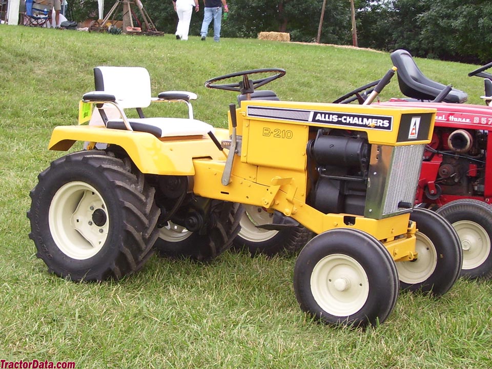 Allis Chalmers B-210