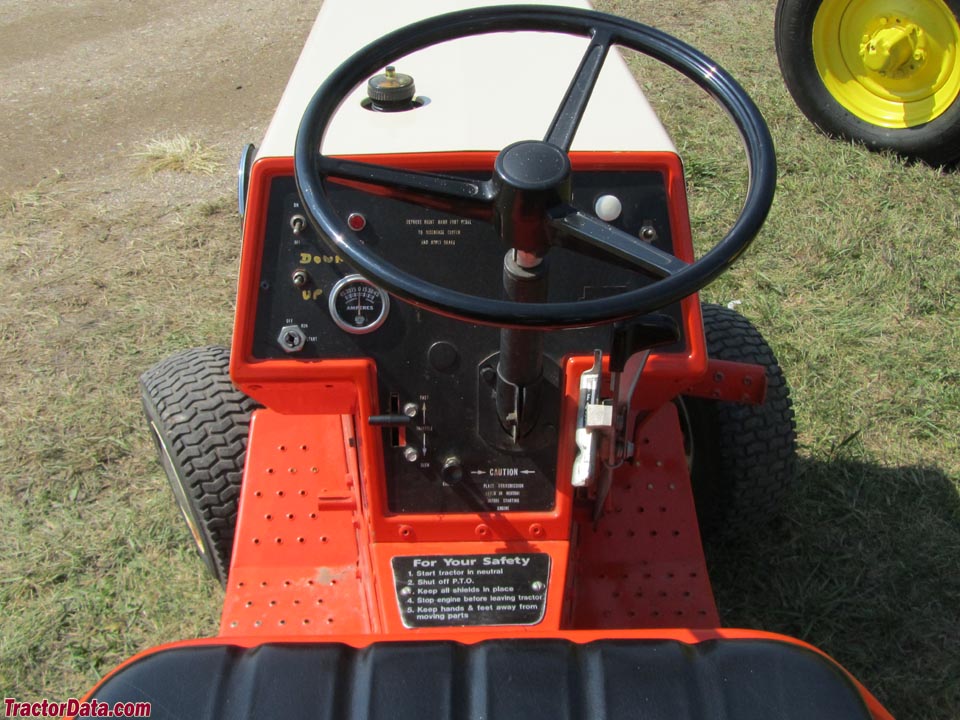 Allis-Chalmers 416 hydrostatic operator station and controls.