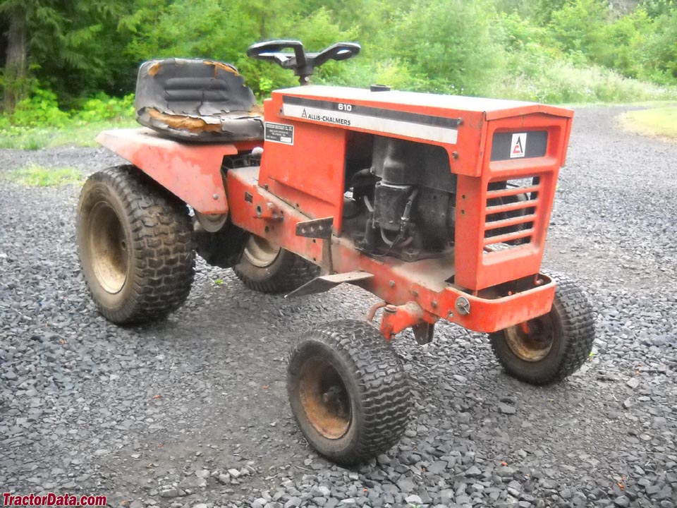 Allis Chalmers 610 Tractor