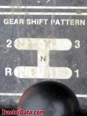 Allis Chalmers T-811 transmission controls