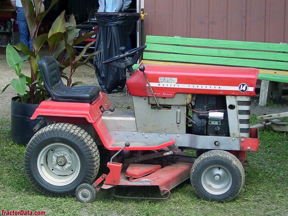 Massey Ferguson 14