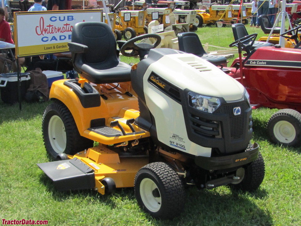 Cub Cadet GT 2100