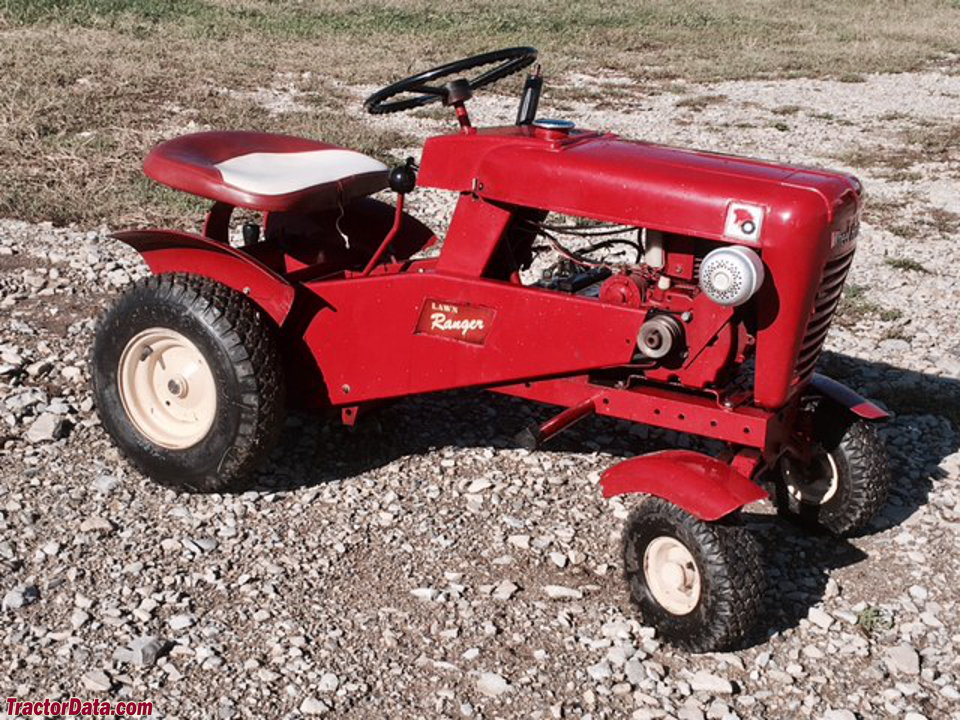 Wheel Horse 33E, right side.