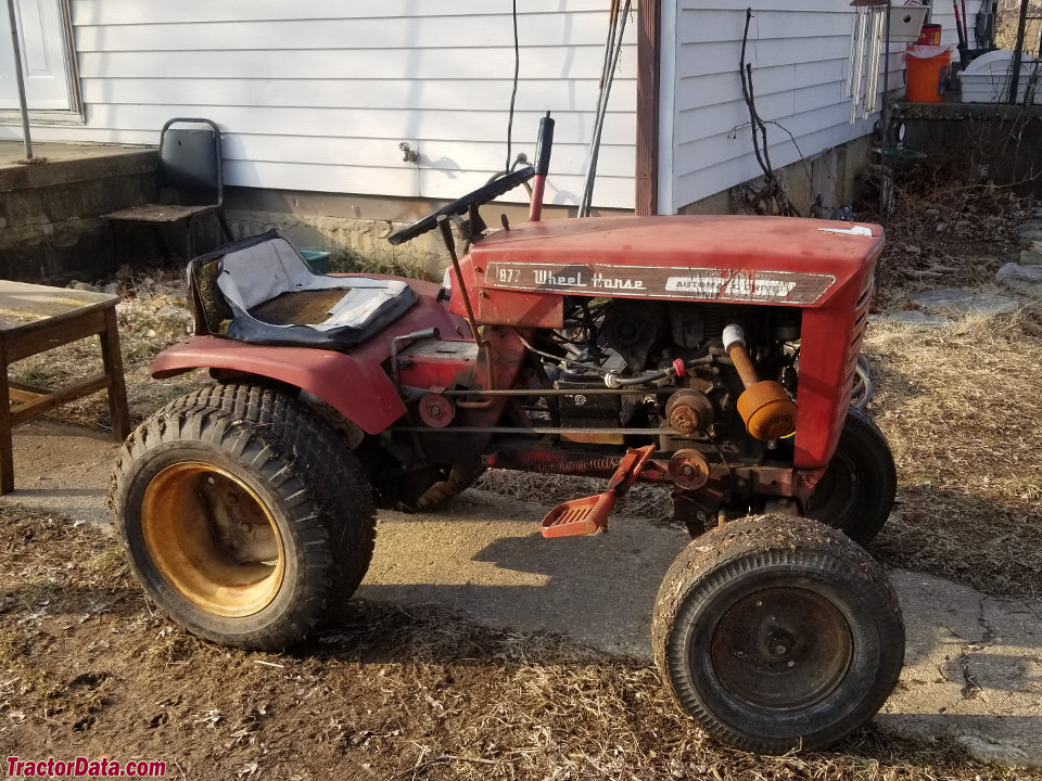 Wheel Horse 877, right side.