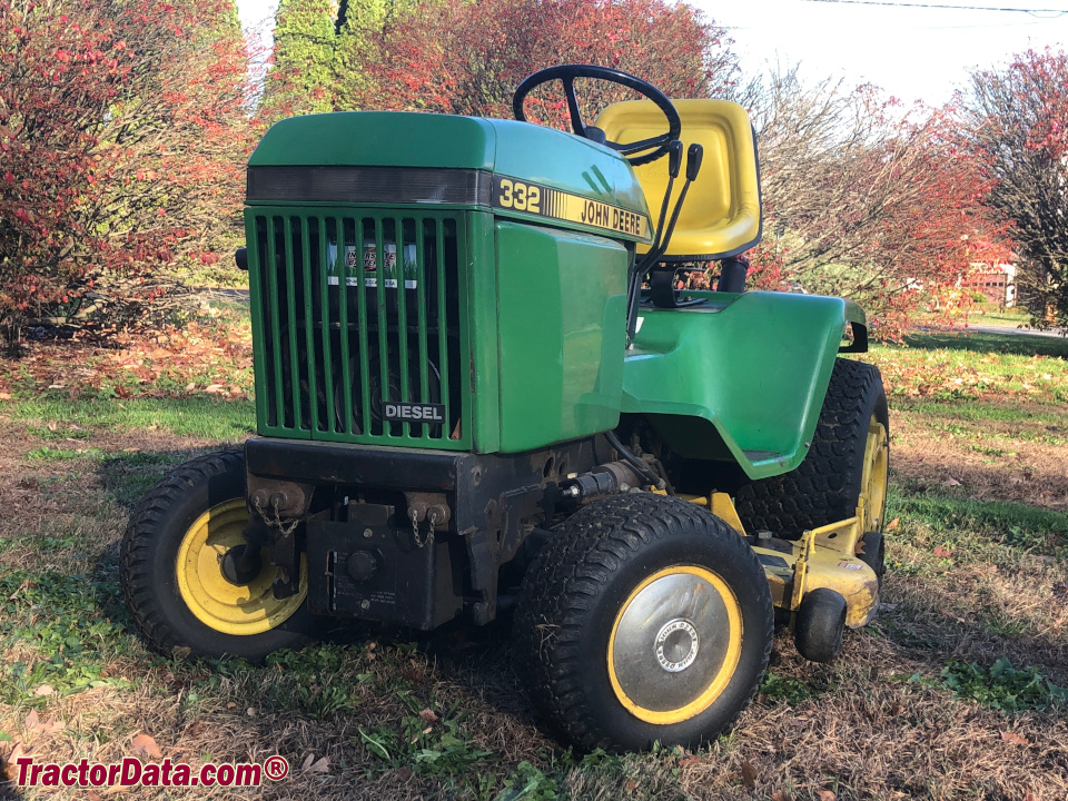 John Deere 332 garden tractor, front-left view.