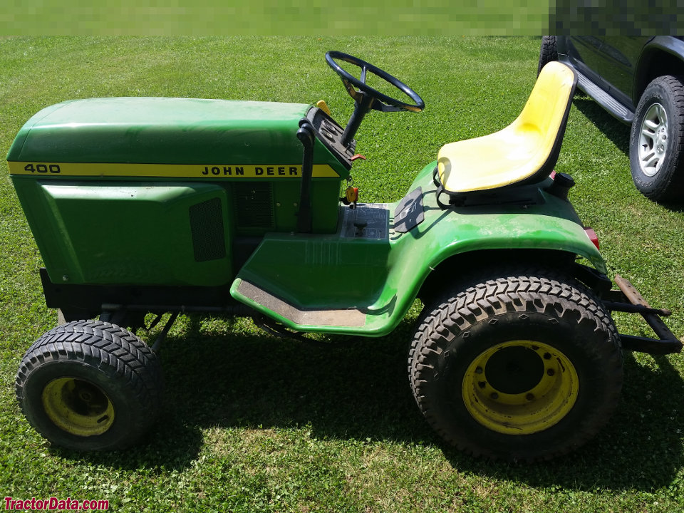 John Deere 400 tractor photos information