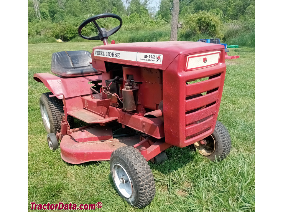 Wheel Horse B-112, right side.