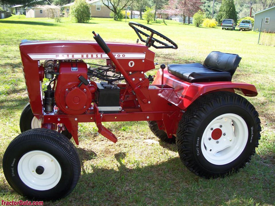 TractorData.com Wheel Horse Workhorse 700 tractor photos information.