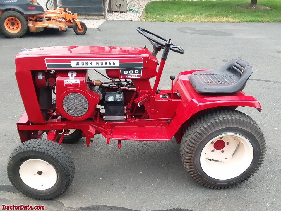 Wheel Horse 800, left side.