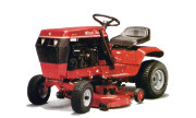 Wheel Horse 211-3 lawn tractor photo