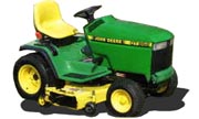 John Deere GT262 lawn tractor photo