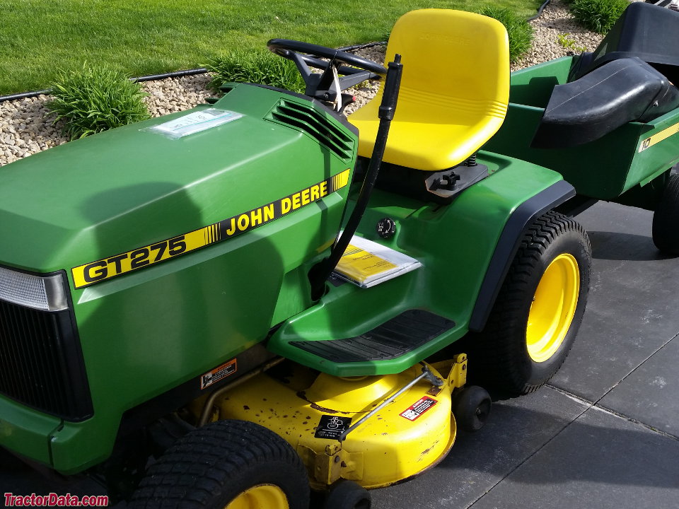 John Deere GT275