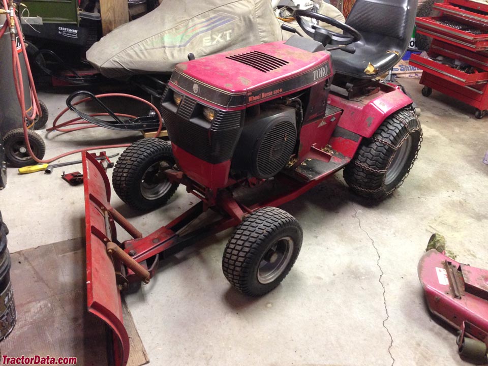 Toro 520-H with blade and chains, left side.