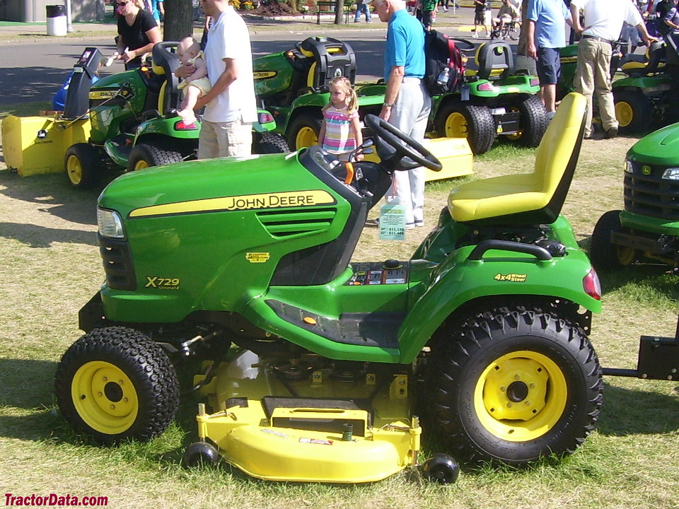 John Deere X729