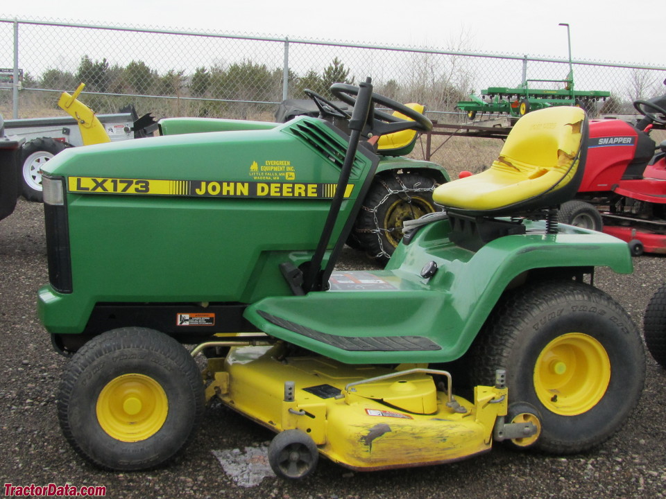 John Deere LX173