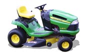 John Deere LA105 lawn tractor photo