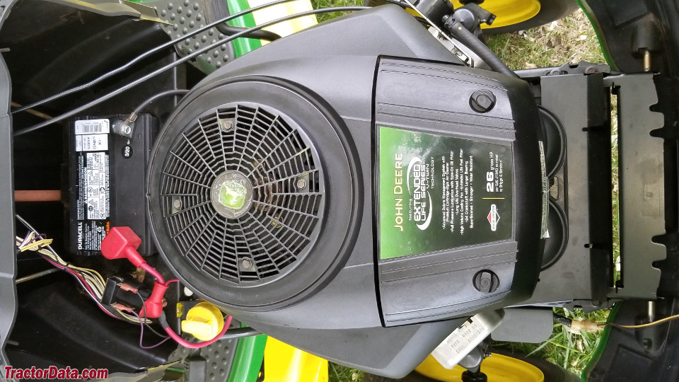 John Deere LA175 engine image